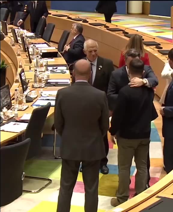 LA PROSTITUTA IN ROSSO