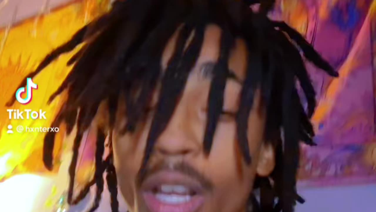 When our eyes lock snip