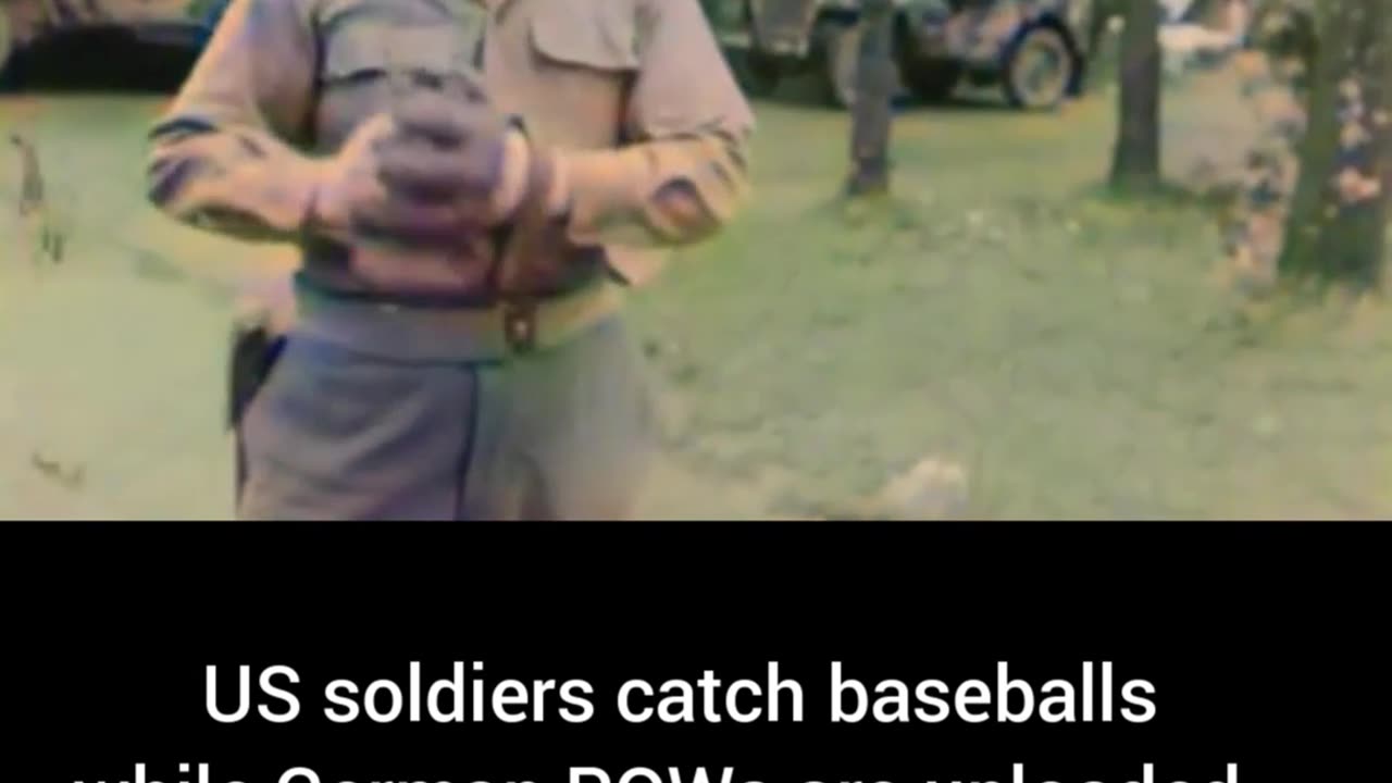 US soldiers catch baseballs as German POWs unloaded unexpected #Colourized footage ⚾ 🇺🇸 🇩🇪 🎥