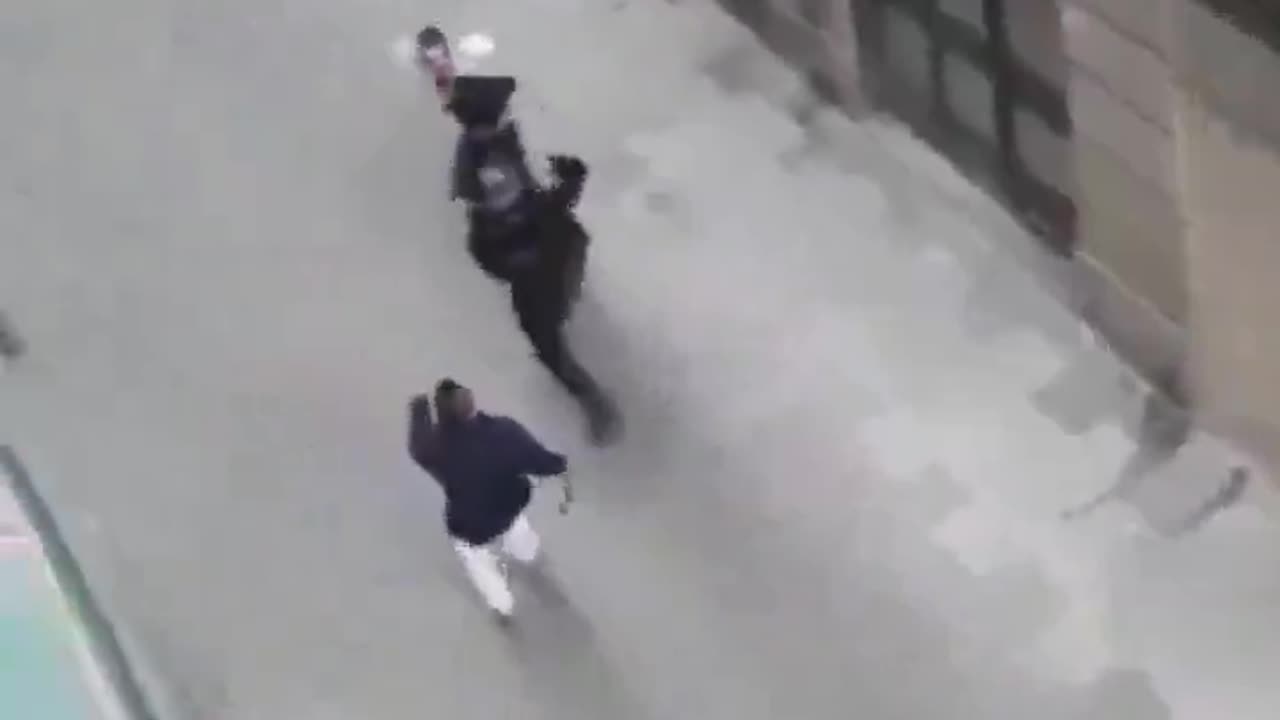 Fake North African asylum seekers in Spain show us their skills. Doctors or engineers?