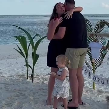 Pregnant Charlotte Crosby discovers the gender of her second child