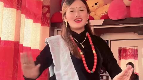 nepalese culture dress