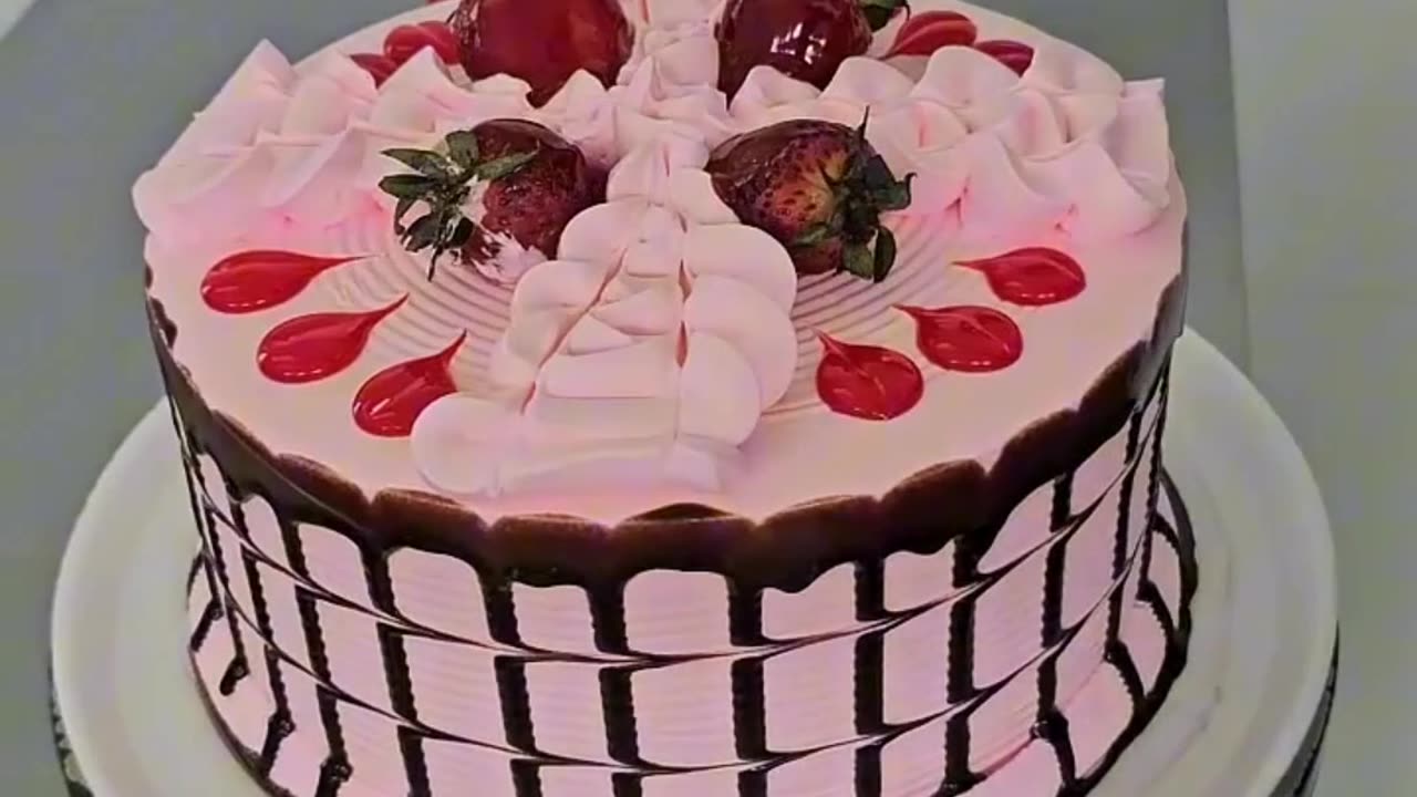 Strawberry cake design