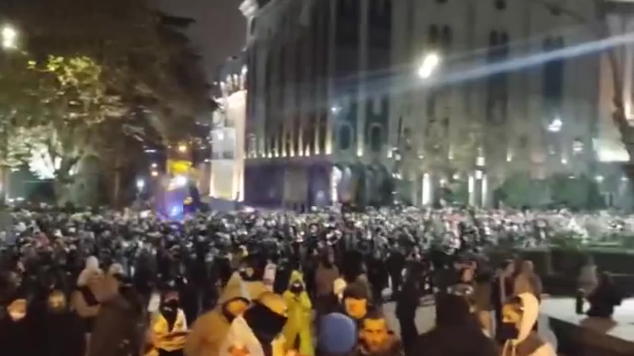 🇬🇪 Student march underway in Tbilisi, special forces and water cannons again on