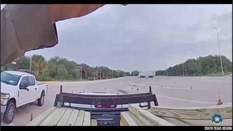 Texas state police discover 5 military-age illegals smuggled in a stack of lumber: