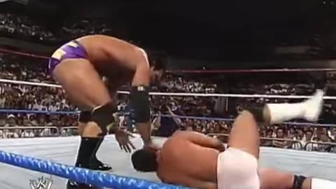 Razor Ramon vs Paul Van Dale