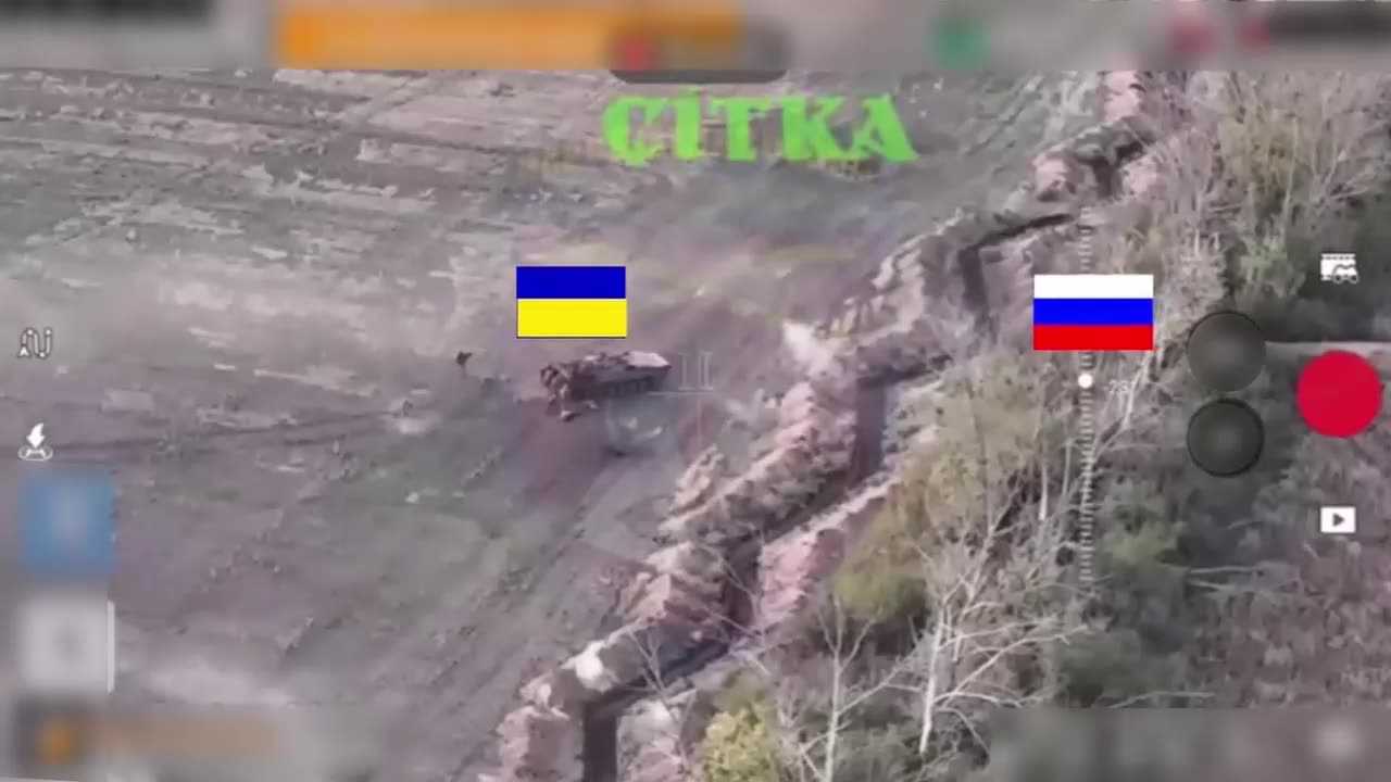 Ukrainians Assault Russian Trenches Head-On(Must-See)