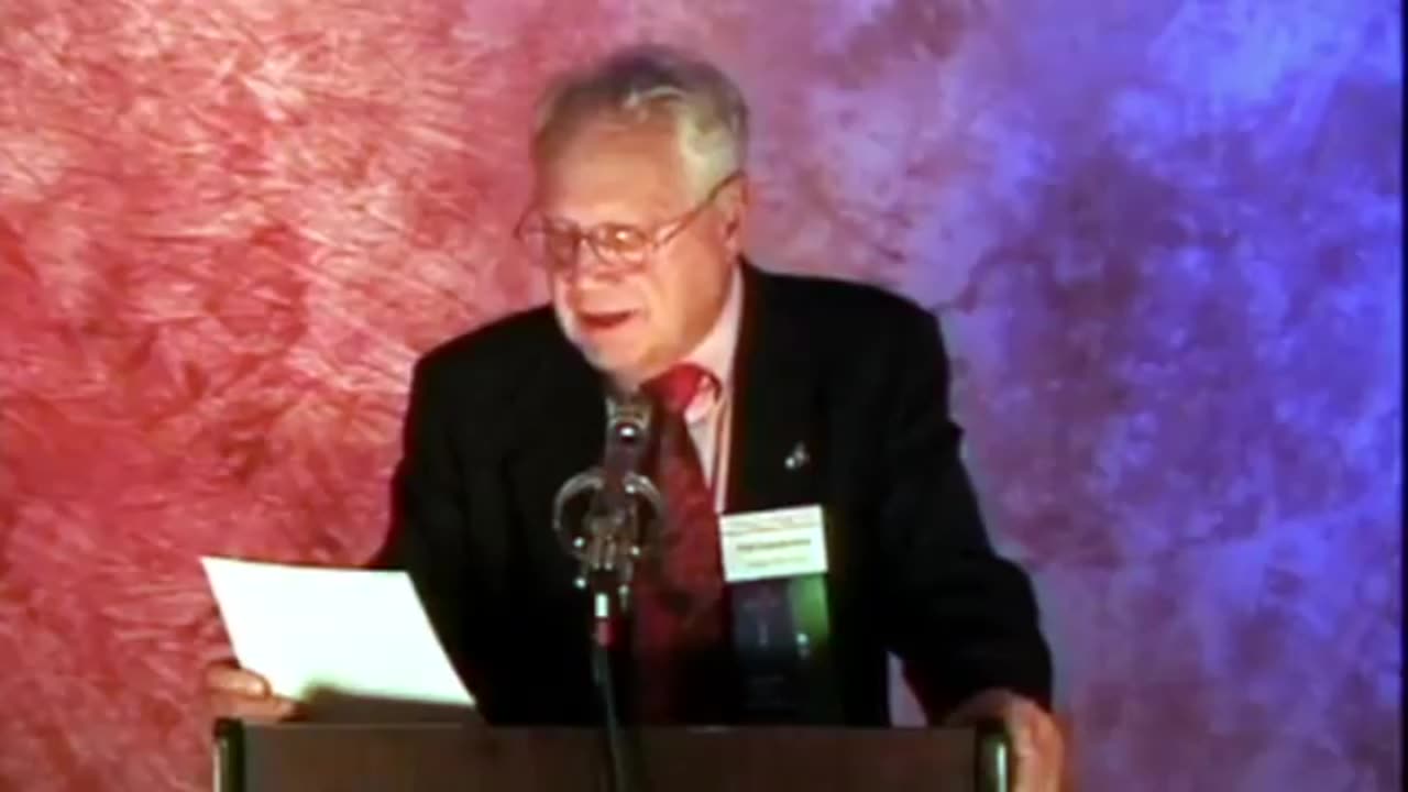 Former FBI agent Ted Gunderson