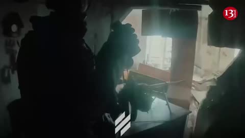 Ukrainian fighters ENTER Russian-held settlement in Bakhmut with military equipment and infantry