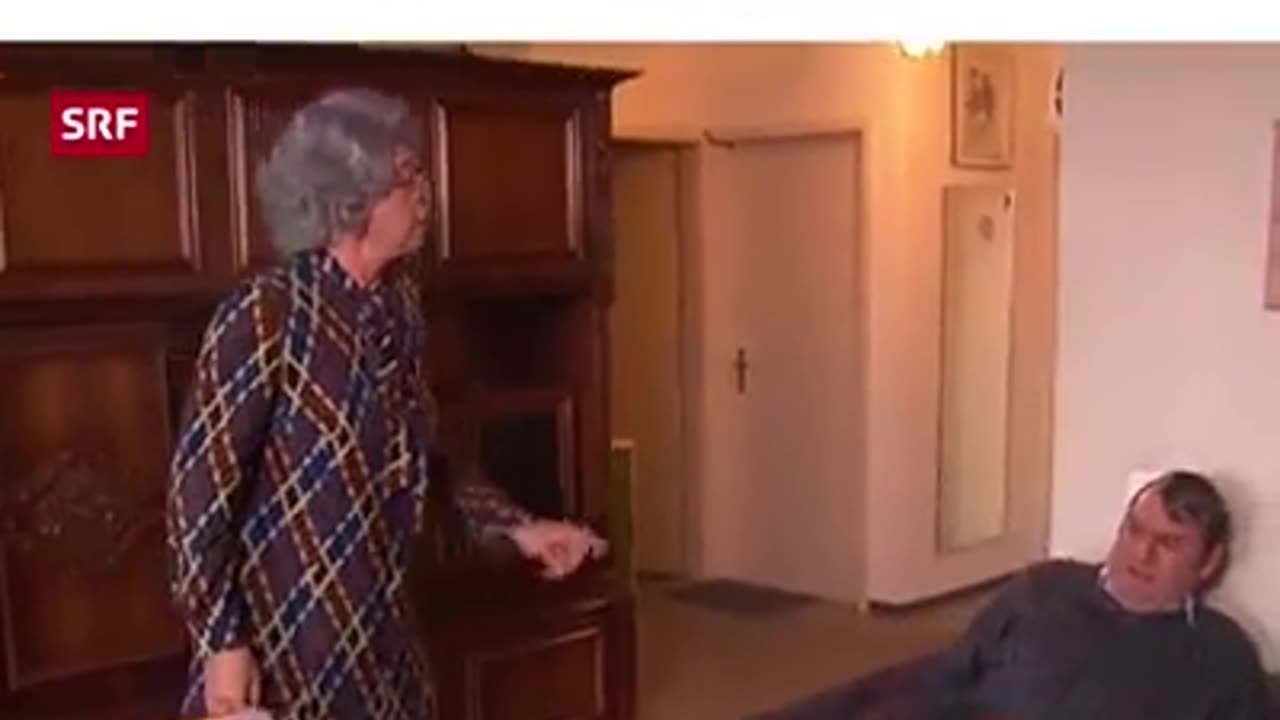 Frau Grütter impft Armin. @SRF Doku