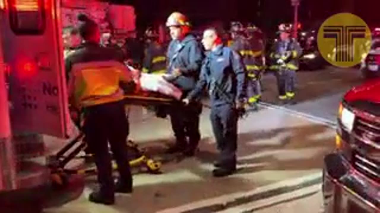 Aparatoso accidente de un taxista de Nueva York en Manhattan