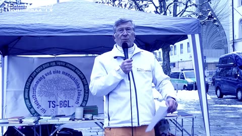 Major a.D. Florian Pfaff über NATO-Kriegslügen u. Verbrechen - Traunstein BGL Demo 28.1.23 (1)