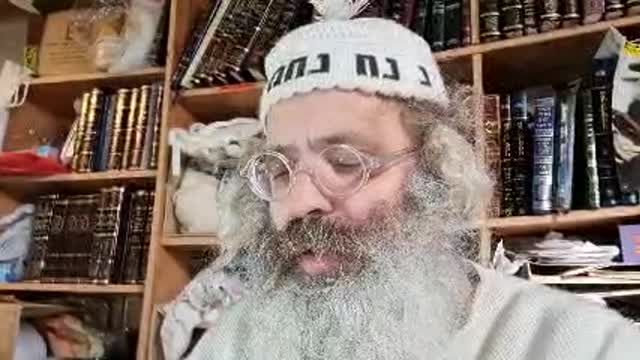 ההוא גברא דאיתסר הנייתא דעלמא עליה אי נסיב איתתא כי לא תנינא הילכתא רהיט - שיר נ נח מסכת נדרים דף פט