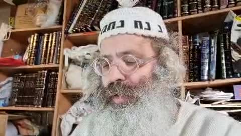 ההוא גברא דאיתסר הנייתא דעלמא עליה אי נסיב איתתא כי לא תנינא הילכתא רהיט - שיר נ נח מסכת נדרים דף פט