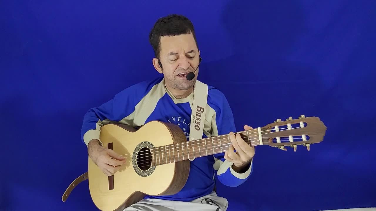 Fonte Transbordante: 456 da Harpa Cristã.( voz e violão).