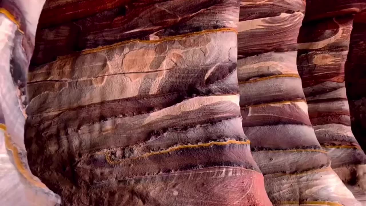 The artistic rocks of Petra in Jordan #naturalbeauty