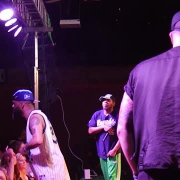 Too Hype Crew sings Gangsta's Paradise by Coolio at Maloney's