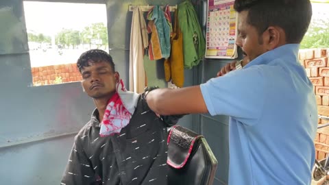 The Best of Street Barbers relaxing Master Cracker with Head Massage _ Indian Massage