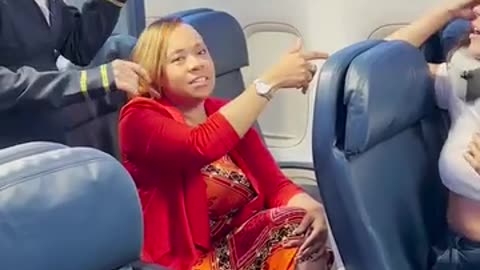 Woman picks fight with single mother on plane!