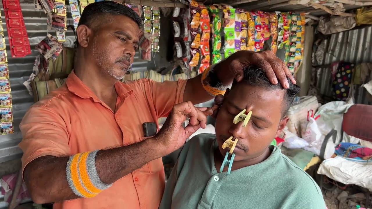 The Famous Acupressure Barber's Unique Head Massage for Relaxation _ Indian Massage