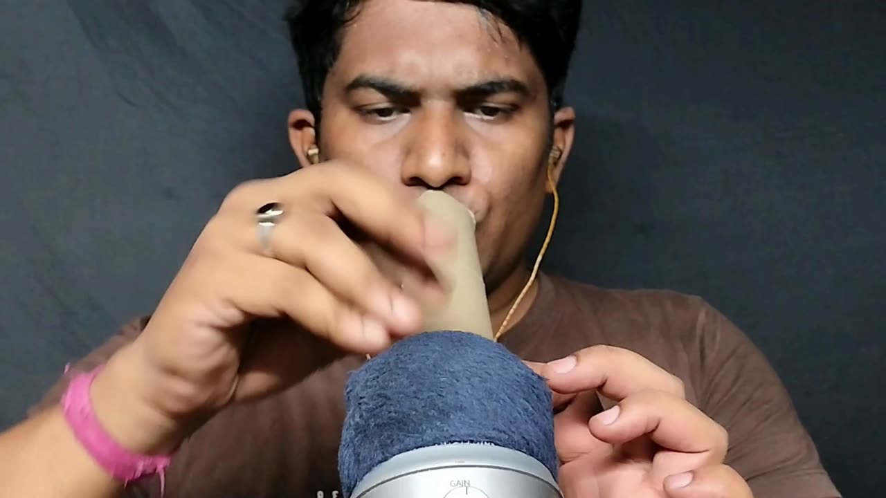 tapping and mouth sounds asmr