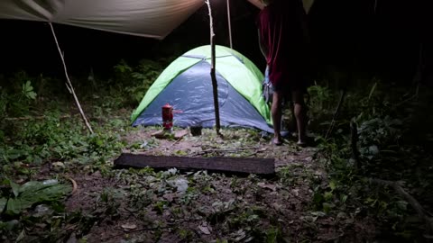 Adventure Camping in forest and Cookingបោះតង់ខែភ្លៀងនឹងរកម្ហូប