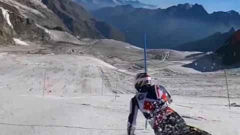 Skiing in Saas Fee Glacier with Ski Zenit Training team 🇨🇭