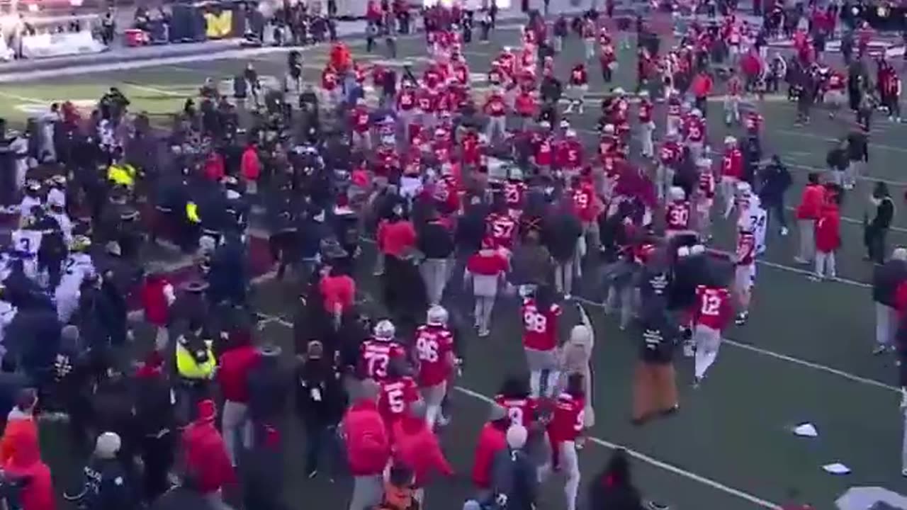 Massive fight breaks out between Michigan and Ohio State after the Game