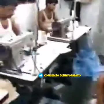 L mascherina dela tuo amico covidiota, potrebbe venire da