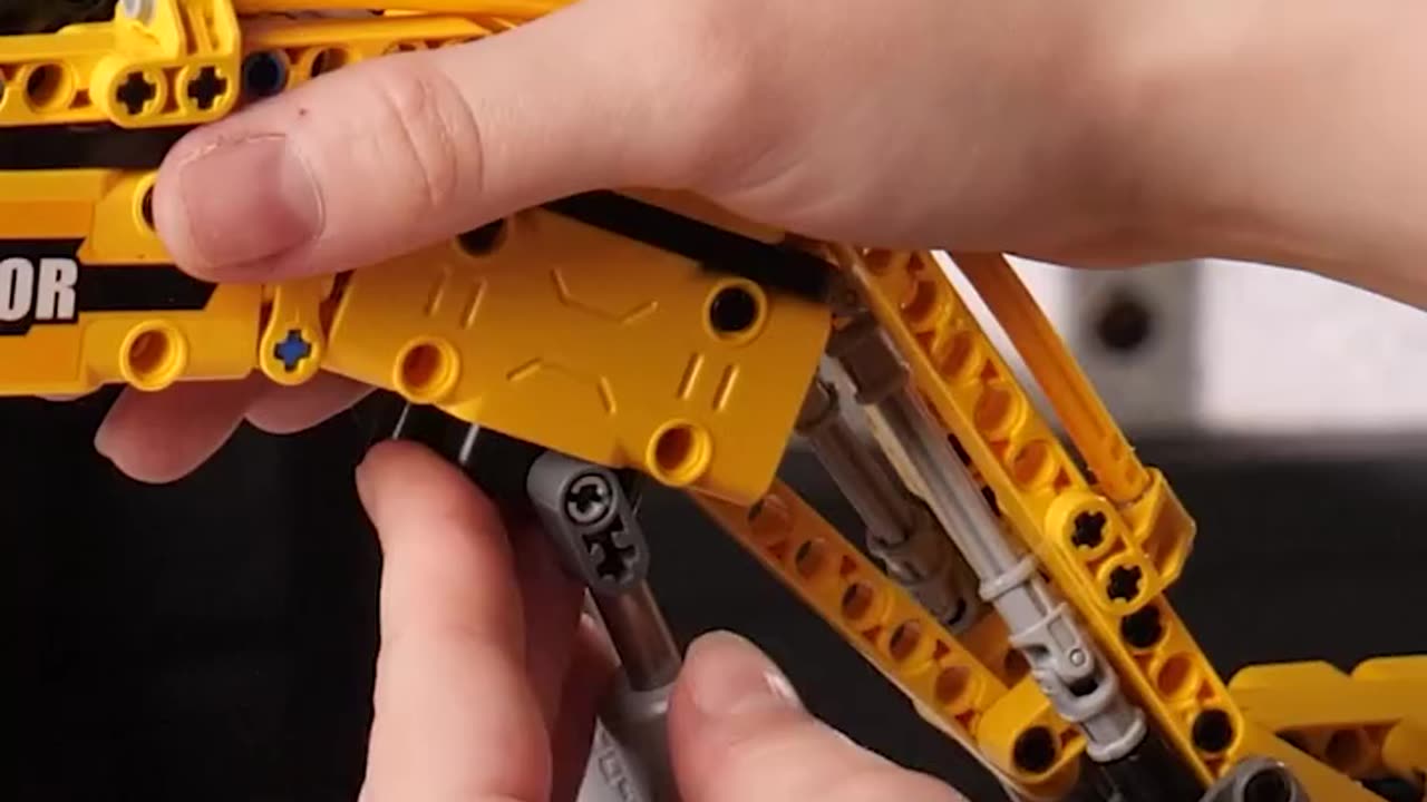 I Built a LEGO Excavator Set! ⚙️