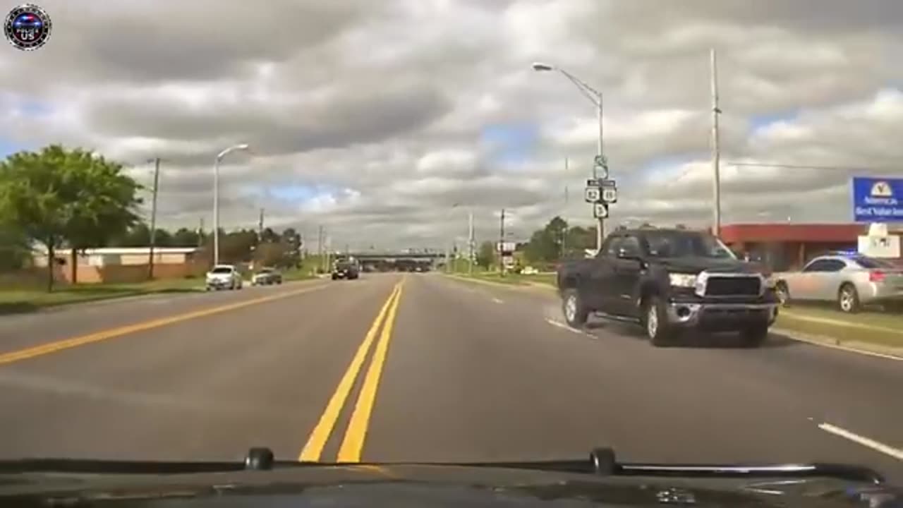 Jaw-Dropping Police Dashcam Moments So Crazy You’d Think They’re Fake! #52