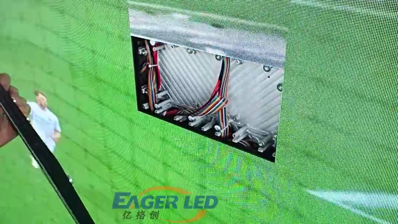 The EA640F2 indoor high-definition LED screen is quite easy to maintain.