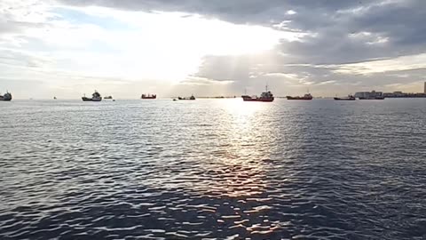 The beauty of the sunset and the sea