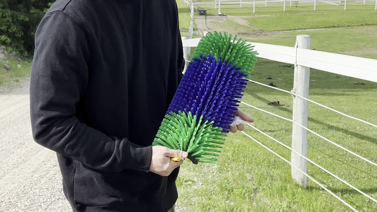 Livestock Scratch Brushes, Full Massage Grooming Brush Relieve Itching for Horse, Cow, Sheep, Pig