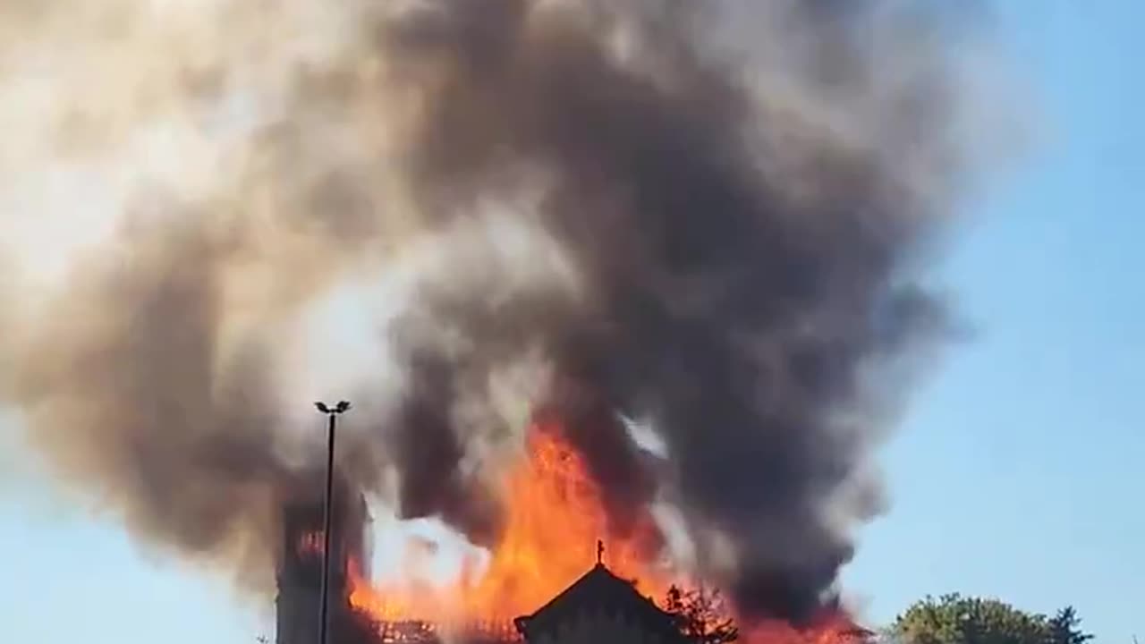 Another church set on fire in Canada.......... i wonder why