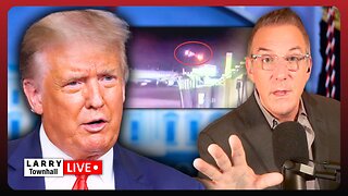 🚨BREAKING: Donald Trump RIPS REPORTERS During DC Plane Crash Briefing! | LARRY Live!