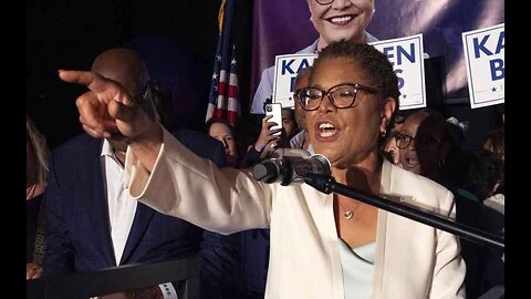 Photos Surface of LA Mayor Karen Bass Living Her Best Life As Palisades Wildfire Exploded