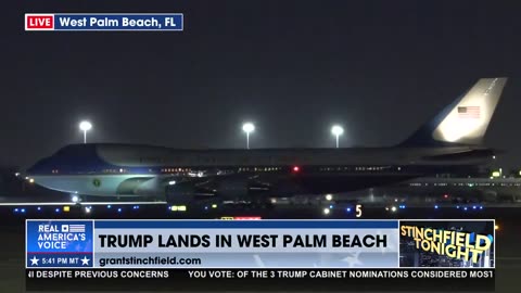 TRUMP LANDS IN PALM BEACH