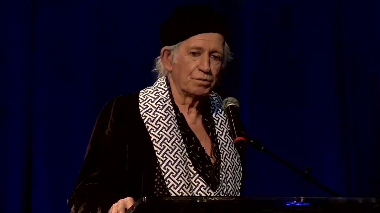 'Keep our books unburnt', says Keith Richards