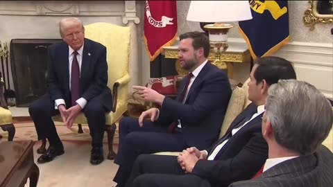 JD Vance CONFRONTS UK Prime Minster to his face for censorship