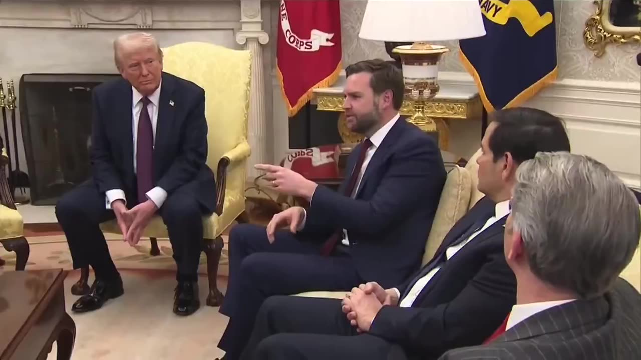 JD Vance CONFRONTS UK Prime Minster to his face for censorship