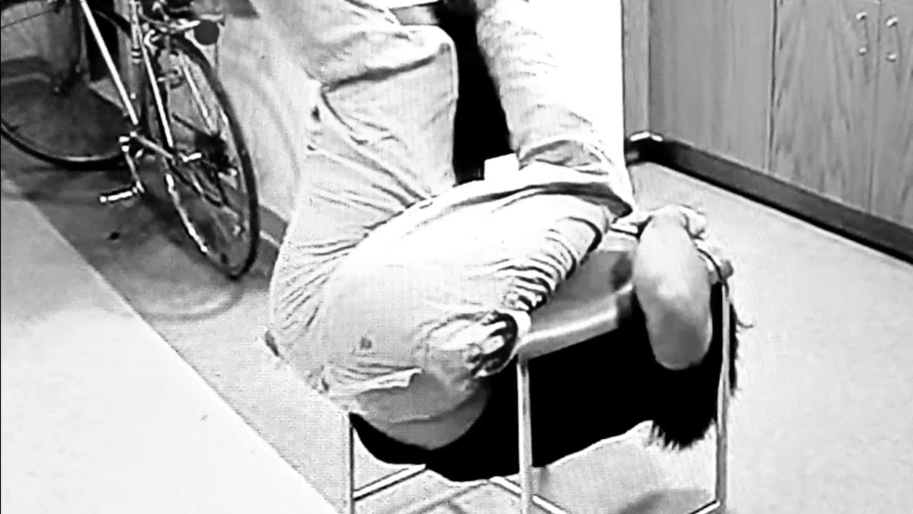 Satisfying chair climbing