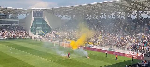 Petrolul Ploiești (Lupii Galbeni show pe Ilie Oana)