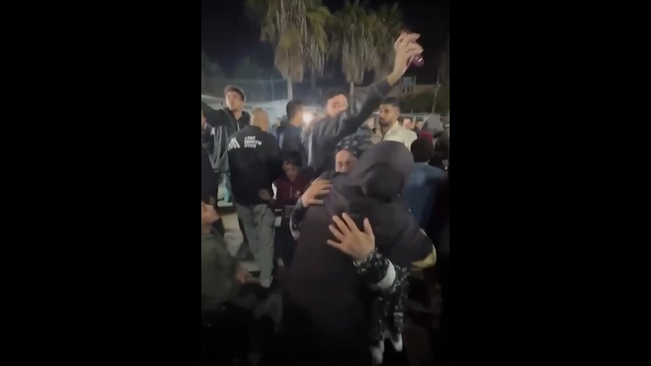 People of Gaza are celebrating the ceasefire deal