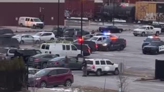 2 dead, 2 officers injured after shooting at supermarket in Elkhart, IN; the shooter is also dead