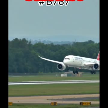Watch Amazing Turkish #B787 Smooth Landing #Aviation #Fly #AeroArduino