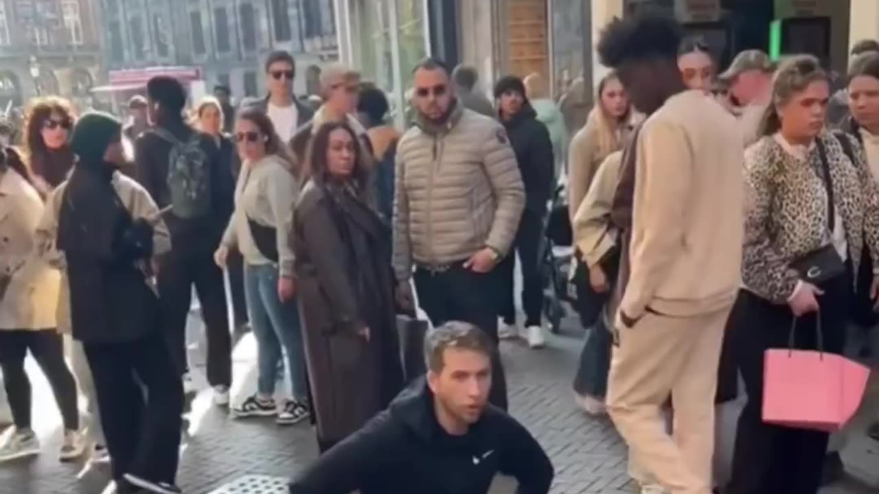 This guy stopped the knifeman in Amsterdam before the police arrived.