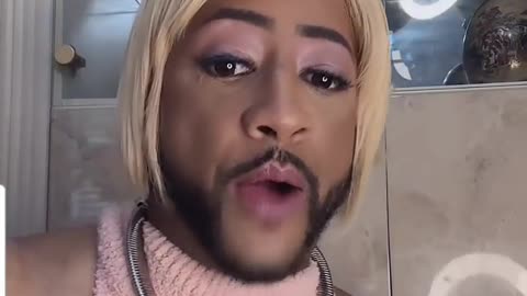 WHAT KIND OF CRACK IS TRINA B SMOKING?