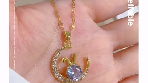 Artificial Gems Shell Pearl Neck Chain
