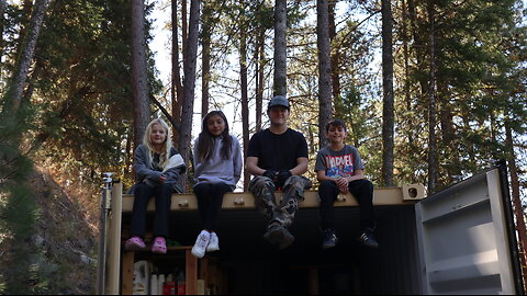 Family Camping at OZNOM Valley